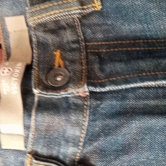 Victorinox Swiss 1884 Jeans. - Picture 5 of 11
